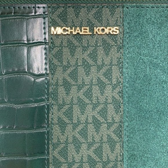 Michael Kors JST XL Zip Clutch Wristlet - Racing Green Multi - Picture 3 of 15